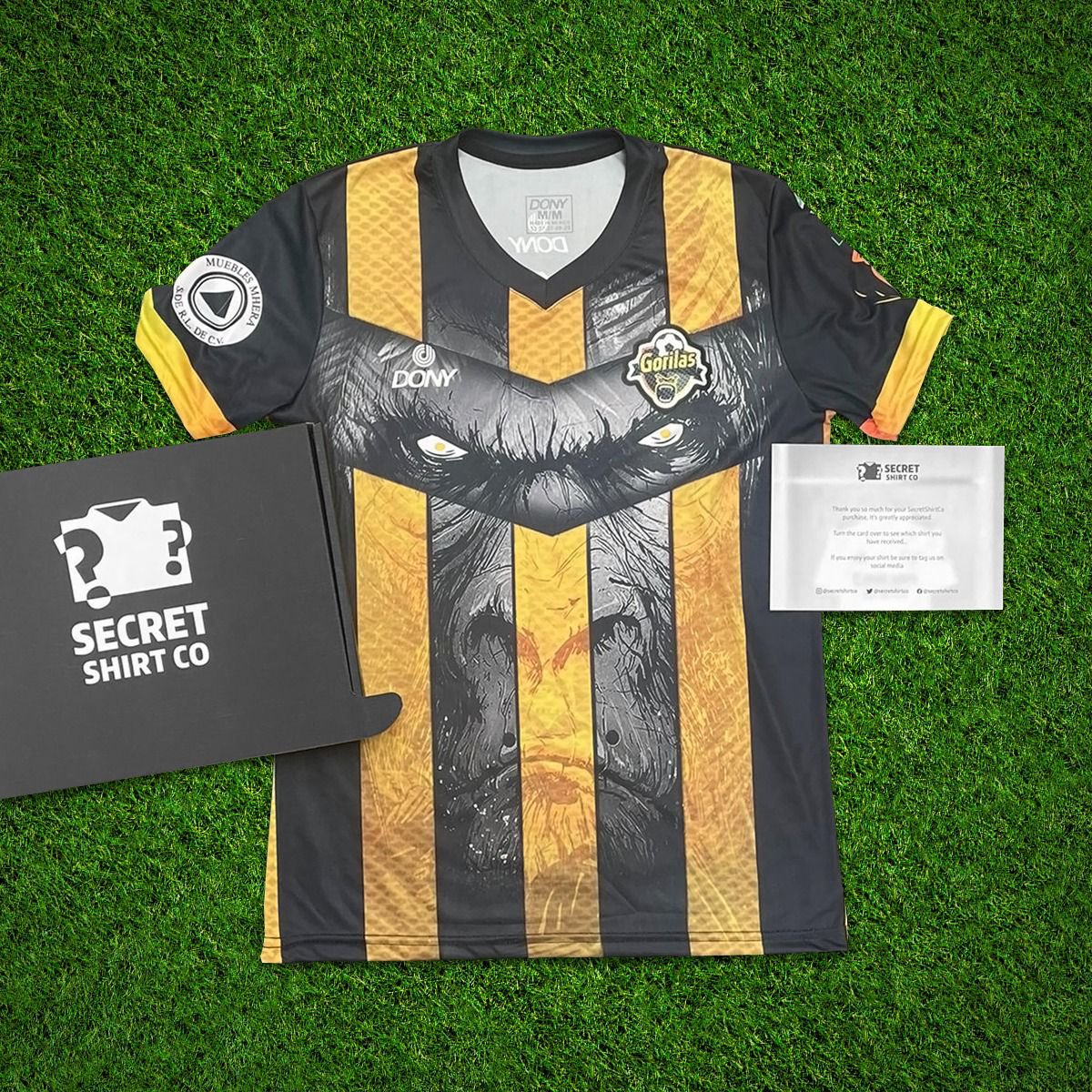 secretshirtco's tweet photo. If a goal is scored in the second half of Wolves vs Manchester City tonight we’ll giveaway a https://t.co/0dDyzv85B2 box 📦

To enter 👇

🔄 Retweet this tweet
🤝 Follow us

Good luck! https://t.co/DRCVX1gWz2