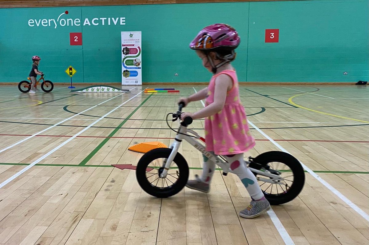 MinibikersUk's tweet photo. ⭐️ New Venue ⭐️ Minibikers are in North Solihull Sports Centre. 🚴‍♀️🚴‍♂️ Learn to Cycle with #Minibikers 👍
https://t.co/xx1FO1aDeY 
Balance bikes are provided 🚲 🚲
#solihull #birmingham #balancebikes #learntocycle #cycling #balanceability #kids https://t.co/yE6A3IZ6nh