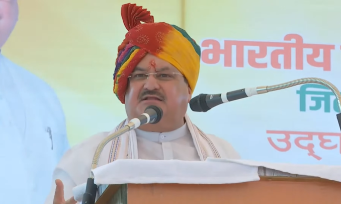 राजस्थान के कार्यकर्ताओं से मैं निवेदन करने आया हूं कि राजस्थान में डबल इंजन की सरकार चाहिए।

राजस्थान की कांग्रेस सरकार को जनता से कोई लेना-देना नहीं है, ये सरकार जनता के मर्म और विषयों को भी नहीं समझती है।

- श्री <a href="/JPNadda/">Jagat Prakash Nadda</a>