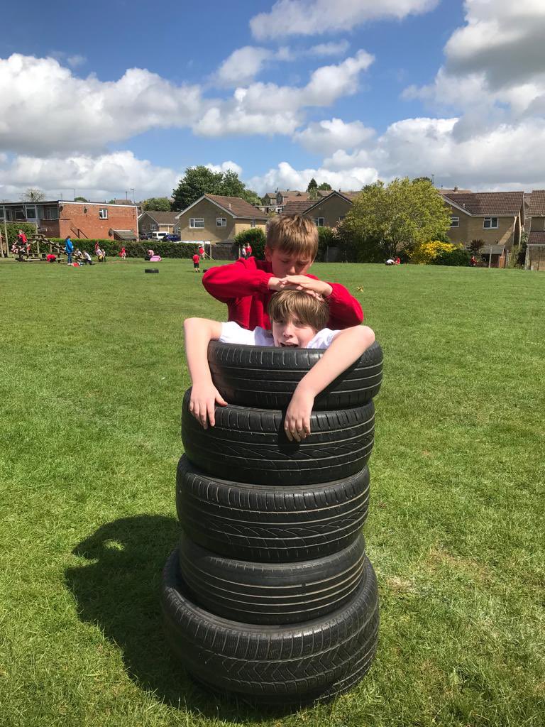 MonktonParkPlay's tweet photo. Fancy getting out of this one?! 🛞🤣 @MonktonParkSch @OPAL_CIC #opalschools https://t.co/2cSYgNpQyK