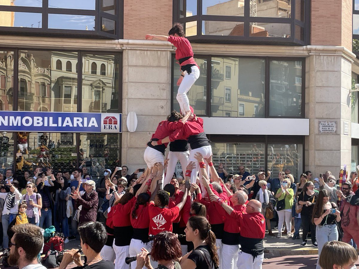 Esperem que prompte totes les muixerangues siguen declarades Patrimoni de la Humanitat,

nosaltres farem pinya perquè això siga possible!