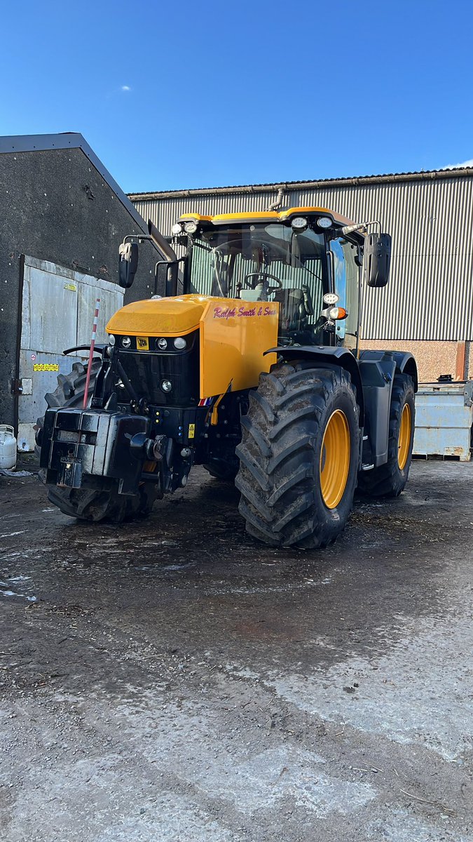 davidsmith620's tweet photo. @RJandKDMcLean @JCBagriculture 👌👌 https://t.co/ukaTQZ2dQW