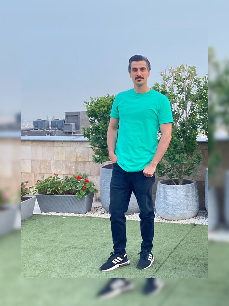 PourmandRad's tweet photo. ☀️Be patient, I know no one cares about

⭐️تحمل کن ، میدونم حواس هیچکس بهت نیست ...
👽👌🏼 https://t.co/aW8oWOZVr4