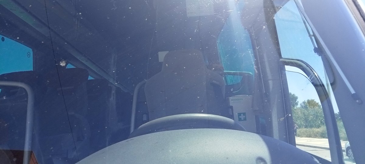 AutobusAlicante's tweet photo. #premierbus #ivecobus #irizarpb
♻️ Empresa
Premier Bus
🔄 Línea / Líne
Discrecional ( Descansando cerca del instituto IES la Arabí )
🚍🚍🚍 :
21 Ex- Avanza bus N⁰ 7115
🚌🚌🚌 :
Irizar PB Iveco
@premierbus
@IvecoES
@IrizarUK https://t.co/S99xJnHj3j