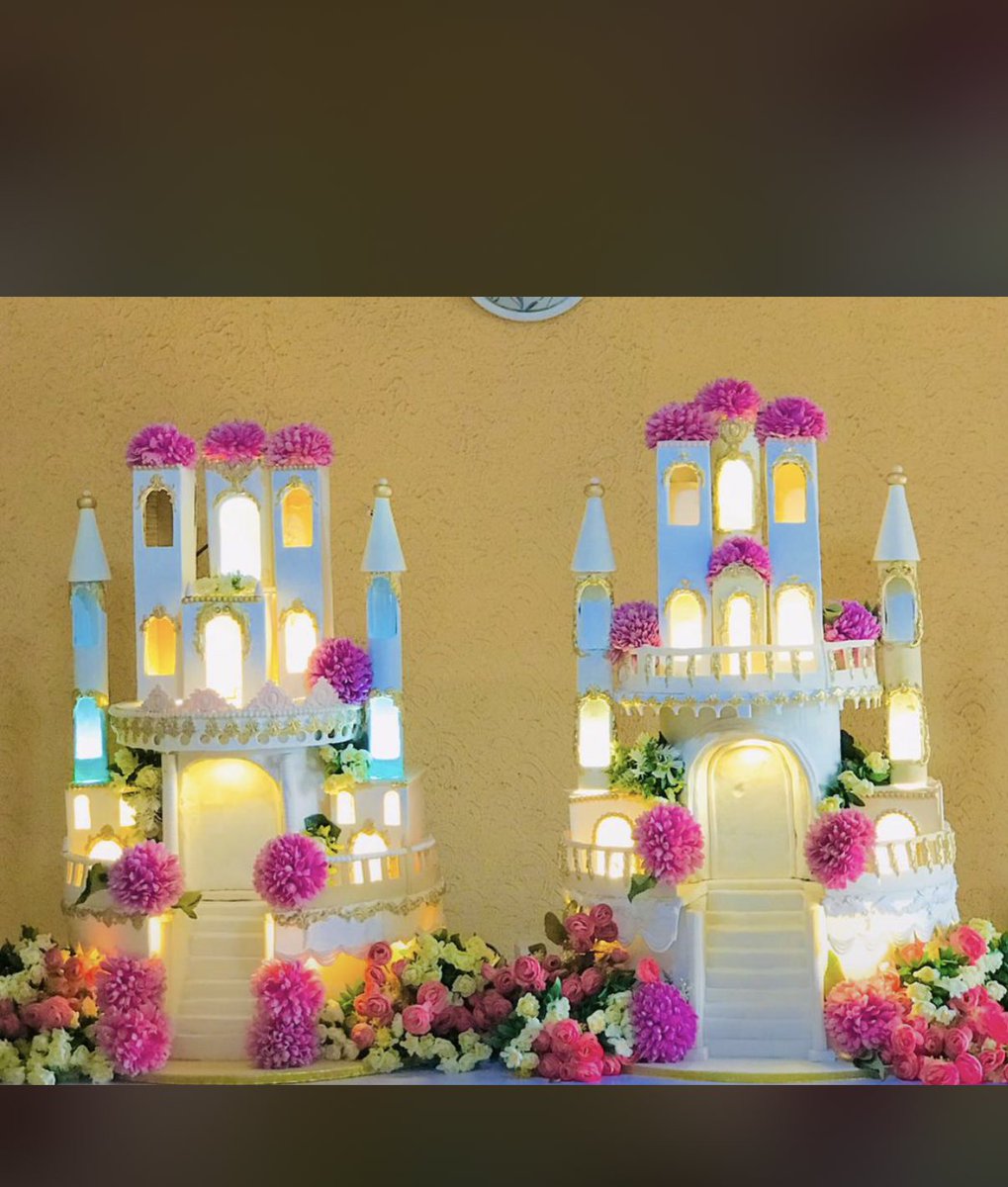 Bukies9's tweet photo. @Naija_PR Castle cake https://t.co/wAsUkLc4Km