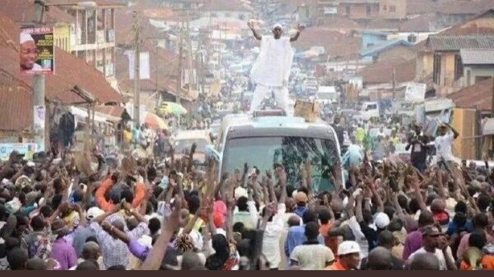 CollohJnr's tweet photo. A Kenyan with ksh310 arriving at Kampala bus terminus #KenyaVsUganda https://t.co/woYf3pZ6fT