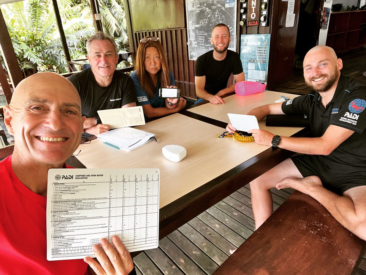divedownbelow's tweet photo. Amazing having #PADI #prointerns back around π€©
interested in making a career from #diving please contact our PADI #CareerDevelopmentCenter via WhatsApp 0128661935 or visit the website https://t.co/qJmV0SGfb6
Our dedicated team headed up by #platinumcoursedirector Richard Swann https://t.co/0YQAa9zb4X