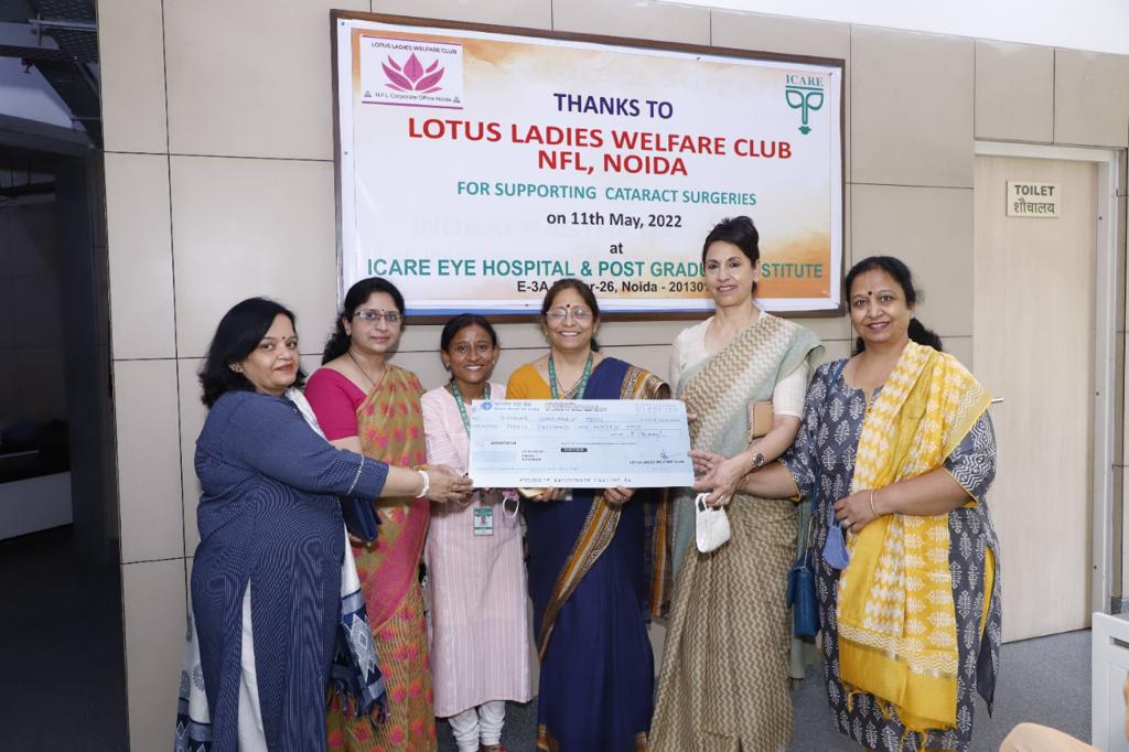 NFL_Kisan's tweet photo. Giving Back to Society

Lotus Ladies Welfare Club, NFL, #Noida sponsored needy patients for #Cataract Surgery at Icare Eye Hospital, #Noida.

Smt Gursharan Mann Rai, President of the Club, along with other executive members also interacted with beneficiaries after the surgeries. https://t.co/oRwgJbjes9