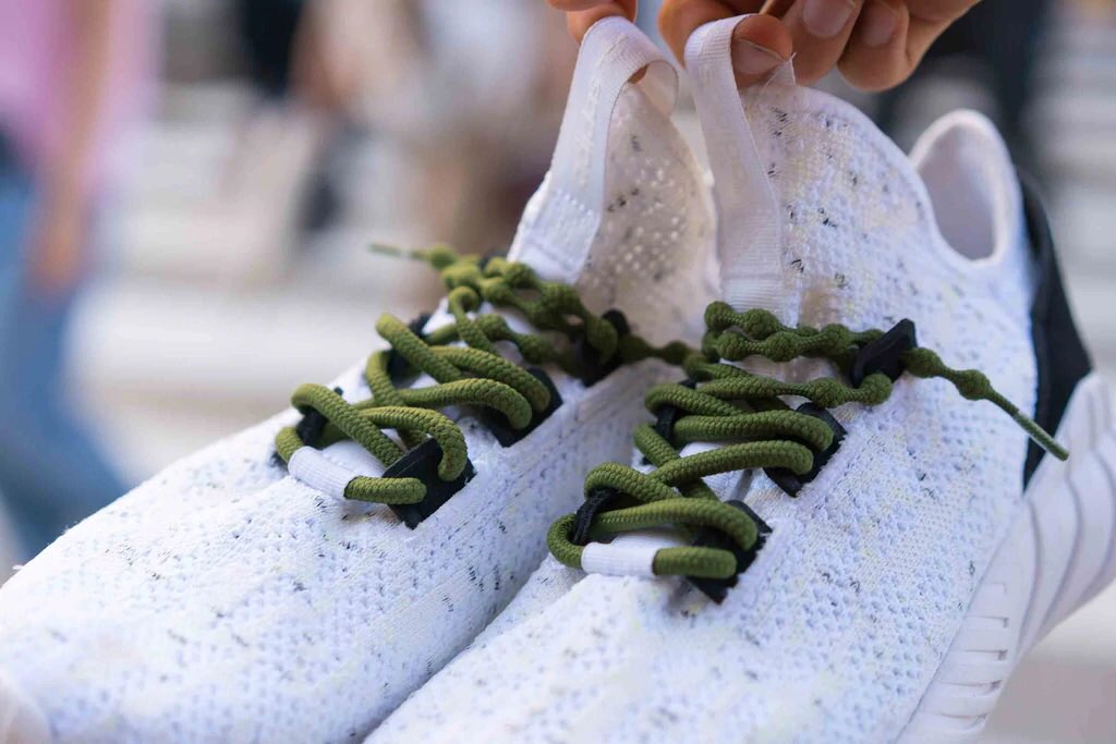 ISGgreen's tweet image. #石井スポーツ新宿西口店　です！

#caterpy #air+

靴の気分転換はいかがですか？
結ばない靴紐で足元スッキリ！✨
コブは先端の方にのみついており、自由に締め付け具合を調節できます！
スニーカーやランニングシューズに是非！