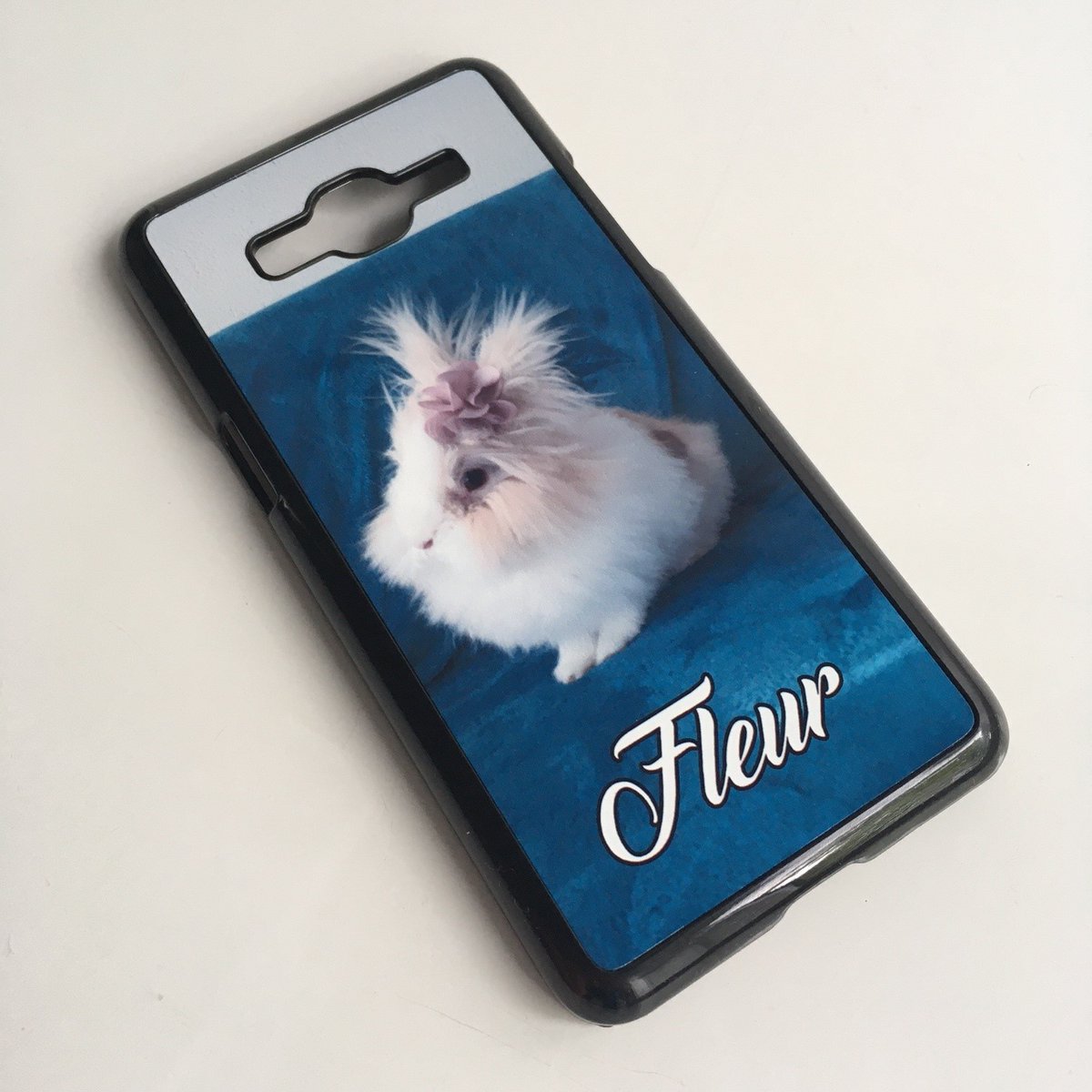 coolgoodies's tweet photo. Telefoonhoesjes met de afbeelding en naam van je huisdier. Vanaf € 3,99. https://t.co/PAbbg2sE9j #telefoonhoesje #huisdier #hond #kat #paard https://t.co/K0AhrNmDEZ