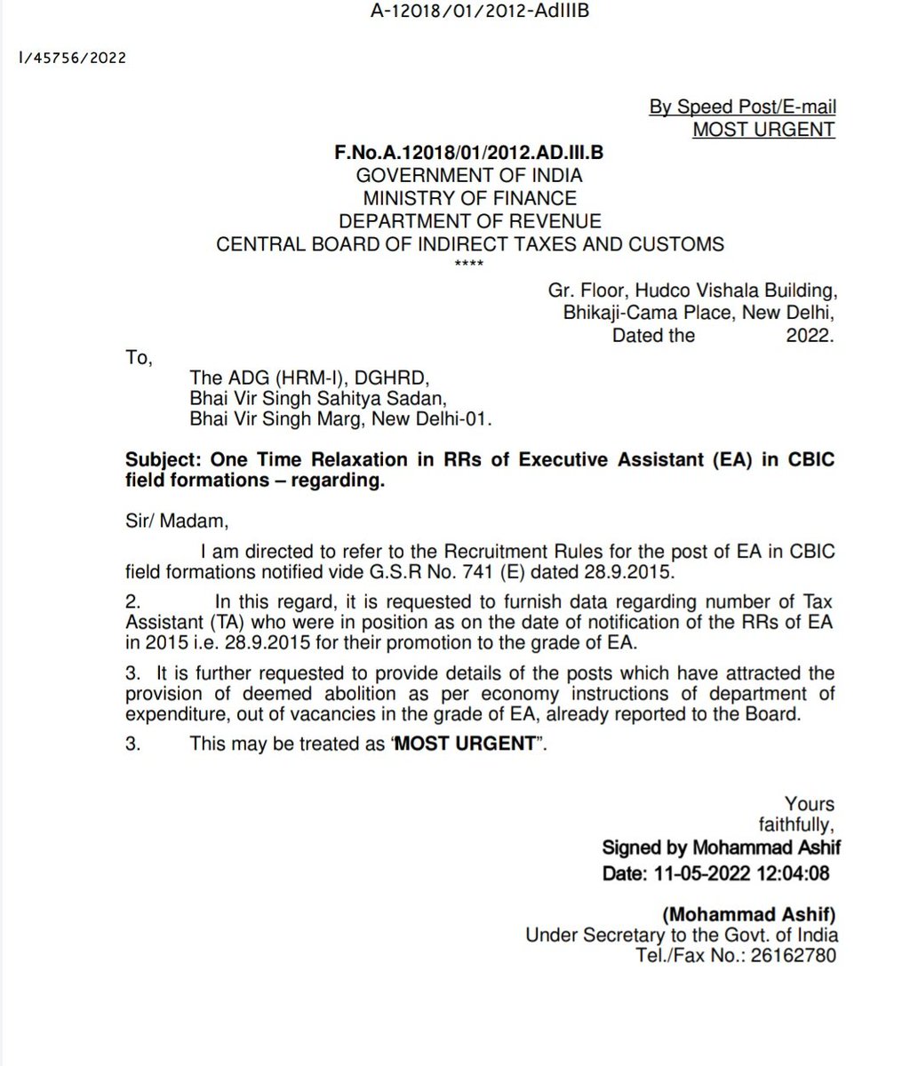 beingc2's tweet photo. Dear @AnupamConnects @yuvahallabol @RajatYadav_ ,

The youth of India is looking for jobs and here Govt. is abolishing posts which it could not fill for their own error of a faulty RR.

Save the unemployed youth.
@qmaths_in @RYPofficial @abhinaymaths @TOIIndiaNews @the_hindu https://t.co/g1hwK700Tj