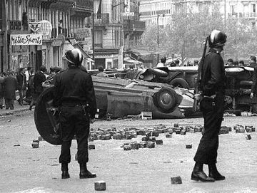 RadicalPast's tweet photo. Paris, 11. Mai 1968: https://t.co/PO9JI8BlUx