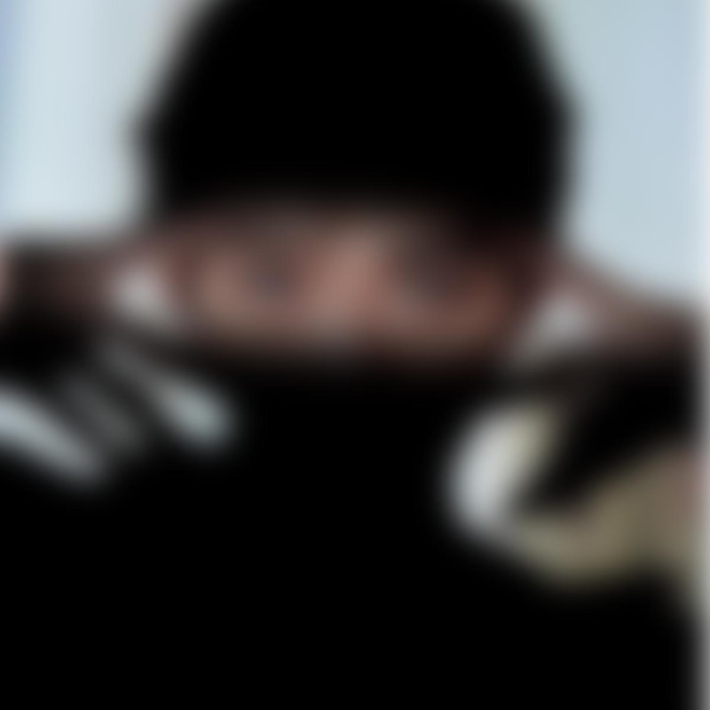 #MaybellineThailand พร้อมแล้ว ที่จะให้ชาวทวิตร่วมเป็นส่วนหนึ่งในภารกิจลับ #SKYHIGH Mission 

เพื่อเปิดตัว #NEWEYESOFMAYBELLINE คนใหม่ ที่มาสั่นสะเทือนเทรนด์การแต่งตา 

ถ้าอยากรู้มาช่วยกัน RT แล้วจะเผยบางส่วนให้ดู เพื่อมาร่วมกันทายว่าคน ๆ นี้คือใคร