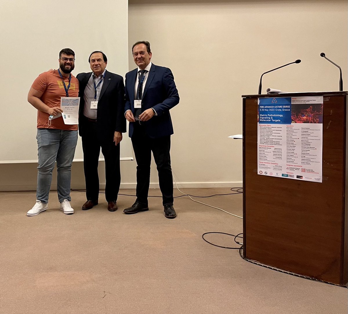karamanos_nikos's tweet photo. Congrats to fellows received the springer-nature vouchers and the young investigator awards supporting their ISMB membership  ⁦@ecmlab_upatras⁩ ⁦@IntSocMatBio⁩ https://t.co/BaNmAoeiiH