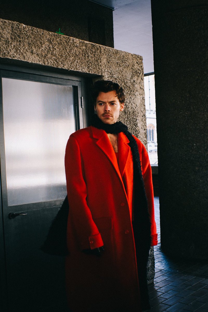 PromoHarrySquad's tweet photo. Harry photographed by Lloyd Wakefield for #AsItWas https://t.co/y6rBchY5bQ