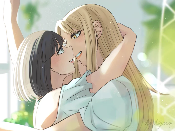 #同じ人が描いたとは思えない絵を貼る
左:いつも描いてる百合         右:闇百合 