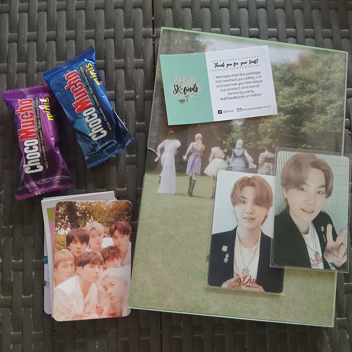 bellelovies's tweet photo. ✉️ :
hiii, stayc stereotype &amp; suga came home safely. tysm for the freebies and very smooth transaction. 🖤
@SkFinds - #skffeedbacks https://t.co/ot1TBKx9LI