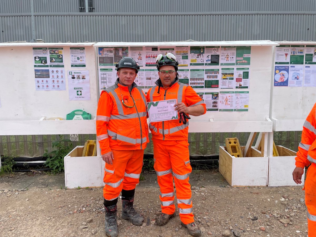 jcoffeyconst's tweet photo. Kudos to Daniel and Adrian on their recent green card awards.

Leading the way in good safety practice on site at Old Oak Common.

#goodpractice #healthandsafetyatwork #ThinkSafeBeSafe https://t.co/CSzoGp1QOe