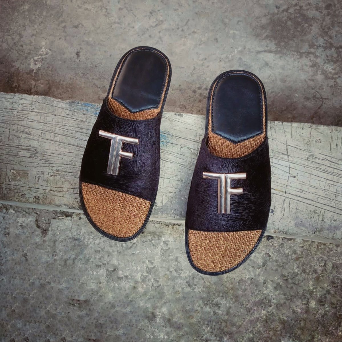 sshhh_bespoke's tweet photo. @BrightCyprian Patronise me for your quality handmade shoes

1st frame - N8000
2nd frame - N8000
3rd frame - N8000
4th frame - N13000

Location: Lagos,Nigeria
DM to place your order https://t.co/nWYJrluG5W