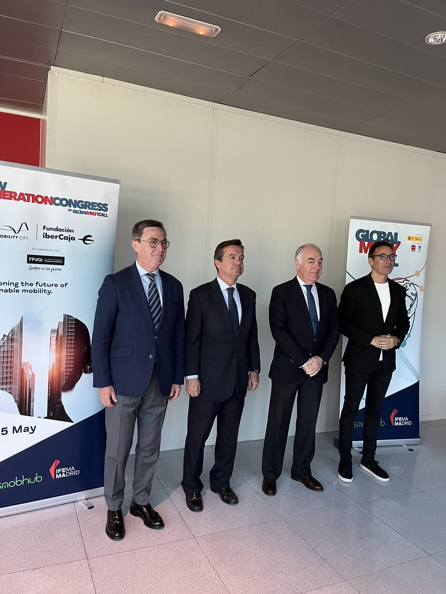 rauldiezvazquez's tweet photo. Hoy en @IFEMA se presenta el New Generation Congress, evento que se enmarca  en @Globalmobcall para dar voz y recoger las perspectivas de las nuevas generaciones en las soluciones de movilidad sostenible. @IbercajaSocial apoya la iniciativa, y Zaragoza acoge las jornadas previas https://t.co/EhTQmGWUQS
