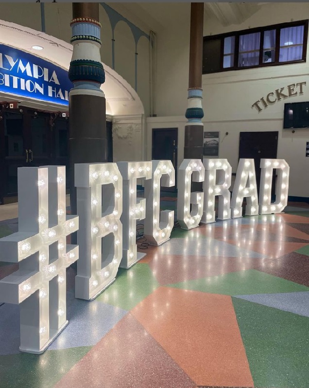 BlackpoolBIDS's tweet photo. Graduation day π for @b_and_fc at the Winter Gardens today.
Tips for best place to celebrate afterwards?
Anywhere offering grad discounts today?
#BFCGRAD #Blackpool https://t.co/iYTMnswEOL