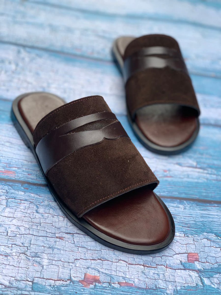 sshhh_bespoke's tweet photo. @aproko_doctor Patronise me for your quality handmade shoes

1st frame - N8000
2nd frame - N17000
3rd frame - N12000
4th frame - N17000

Location: Lagos,Nigeria
DM to place your order https://t.co/Pvhx3iyT3K