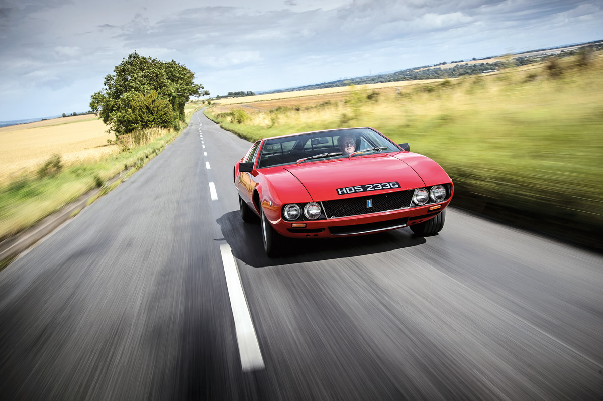 OctaneDE's tweet photo. Text John Simister // Fotos Jamie Lipman

DER DE TOMASOS MANGUSTA HAT EINEN FURCHTEINFLÖSSENDEN RUF – NICHT OHNE GRUND. DABEI IST ER UNGEWÖHNLICH SCHÖN. OCTANE GIBT VORSICHTIG GAS.

https://t.co/xJWV89391R https://t.co/1bHuSrkwkF