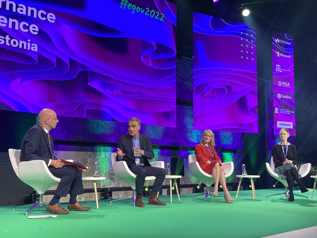 PaszkiewiczRob's tweet photo. Why #digitalsovereignty is a challenge, but it's so important for us? What does it mean for #business and #government? Why #freedom of choice? Great discussion during #EgovernanceConference #egov2022 today in #Tallinn, #Estonia. @OVHcloud is represented by our CEO, @michel_paulin https://t.co/LsQkzNNAiR