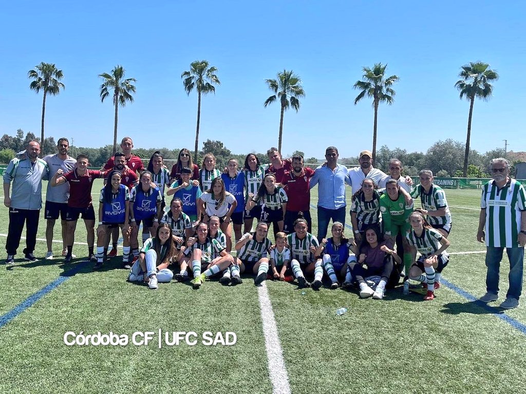 canblanquiverde's tweet photo. 📆 Así acaba la temporada regular (y no queremos más partidos...) para el @CordobaFemenino:
➡️ J28 | #JuanGrandeCCF
Domingo 15, 13h (12h 🇮🇨)
➡️ J29 | #CCFLaSolana
Domingo 22, 11.30h
➡️ J30 | #ElcheCCF
Sábado 28, 19h

#futfem #RetoIberdrola #CCF #CordobaCF https://t.co/0HTZMZsOYz