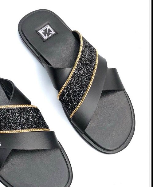 sshhh_bespoke's tweet photo. @aproko_doctor @Qilohealth Patronise me for your quality handmade shoes

1st frame - N8000
2nd frame - N13000
3rd frame - N8000
4th frame - N13000

Location: Lagos,Nigeria
DM to place your order https://t.co/28HRa1pSia
