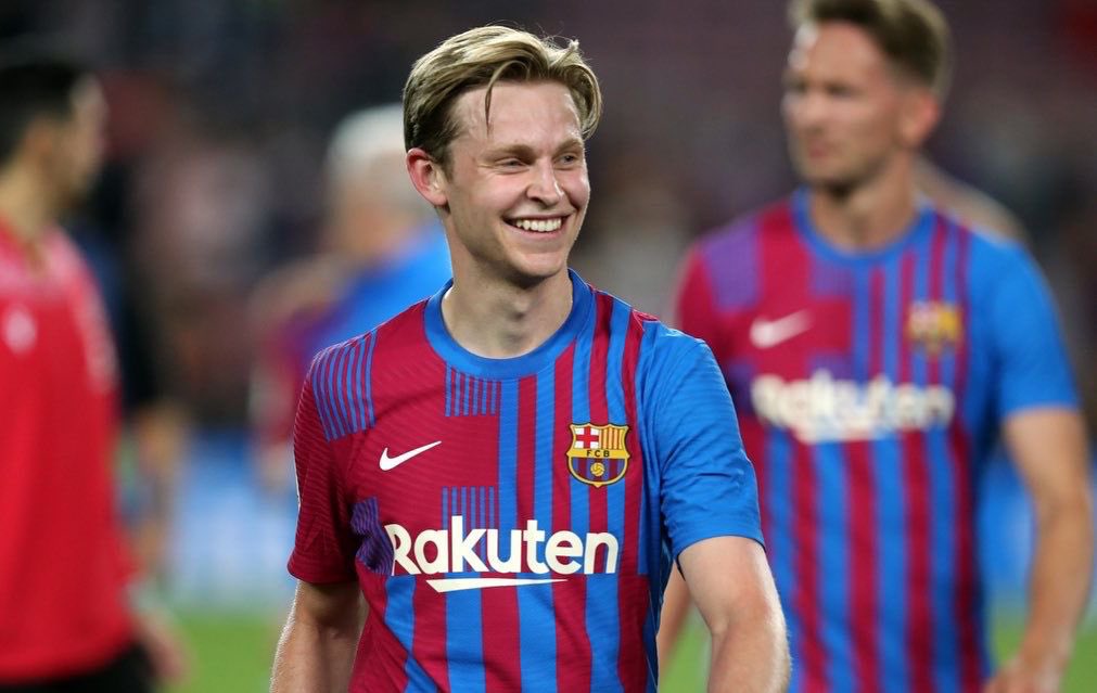 DeJongFrenkie21's tweet photo. A win at camp nou feels always good😁 https://t.co/YUzC3aHlsi