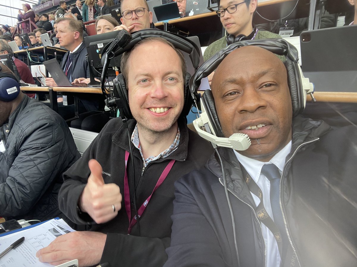 MEW1934's tweet photo. Big game tonight #AvfcLFC https://t.co/I80WAccLW3