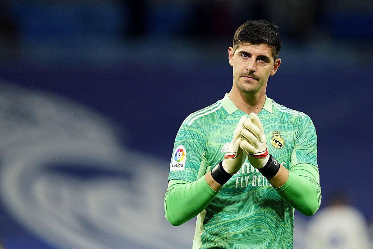 FCRealMadridFT's tweet photo. Happy birthday to THIBAUT #COURTOIS, who is celebrating its 30th anniversary today.
 🎊🎊🎉🎉🎂🎂 #RealMadrid #HalaMadrid #fcrealmadridfantoken https://t.co/t0kT1orUsJ
