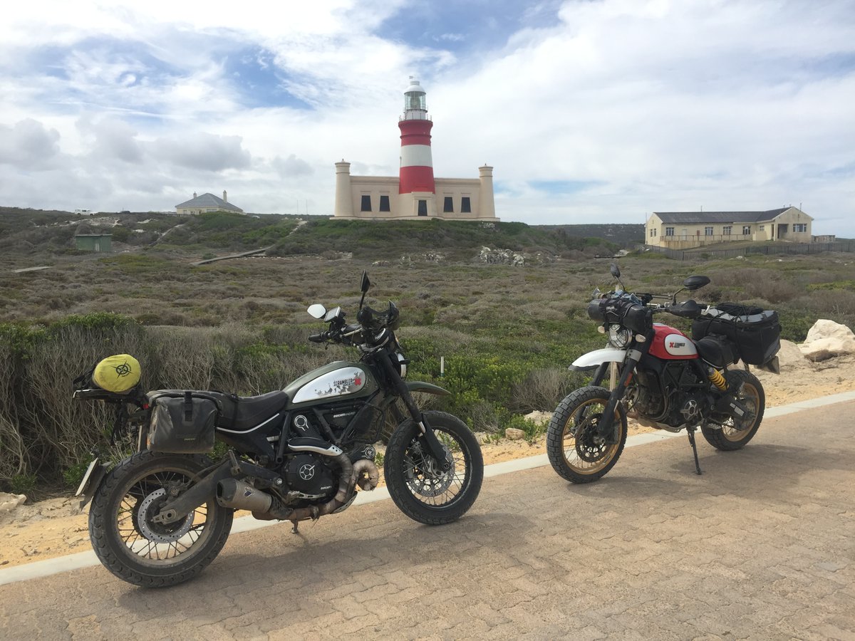 ducatiesp's tweet photo. ¡Buenos días Ducatistas! El mundo #TheLandOfJoy te espera con la Scrambler #Icon para llevarte hasta los lugares más recónditos y espectaculares, como los que ha llegado @aliciasornosa. Vive el #Joyvolution con libertad y diversión.
#ScramblerDucati #ducatiscresp #scramblericon https://t.co/0PHdVsgMod