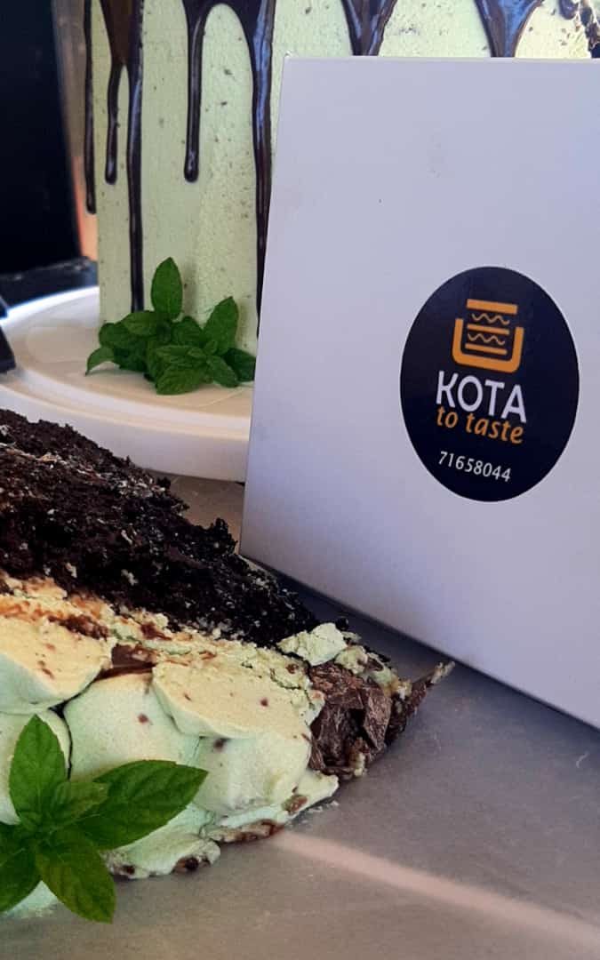 KotaToTaste's tweet photo. Today's cake of the day is chocolate mint. Kindly call or WhatsApp us at 71658044 to place your order and or delivery. #cake #Kotatotaste #cakeflavours #bakery #pushabw #rekabotswana https://t.co/70fzrFmFWO