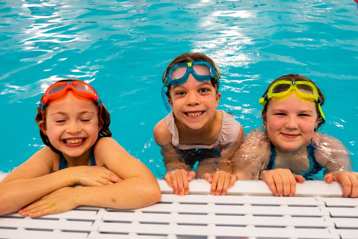 PaddlePod_UK's tweet photo. What happens in a #PaddlePod #swimmingparty?

We fill the #swimmingpool with toys, floats &amp; small inflatables. It's yours for an hour - loads of fun for you &amp; your friends. We then have a range of #catering options available in our #cafe

Find out more at https://t.co/v6SgZFosAJ https://t.co/qWNIPWHAzJ