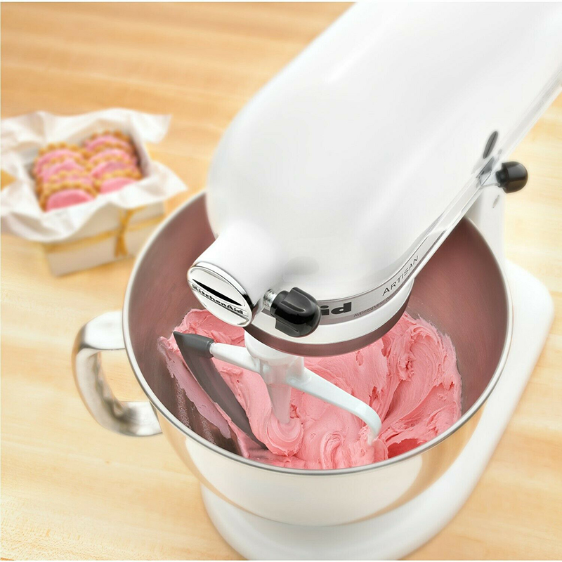 GilesElectrical's tweet photo. Time to get creative in the kitchen - with half priced selected stand mixer attachments and bowls, when you buy a #KitchenAid stand mixer.
π§βπ³ https://t.co/1JASDvt7mn
#kitchenaidattachments #kitchenaidmixer #standmixer #homemade #nigellalawson #jamesmartin #baking #cookathome https://t.co/hosWBnBaA2