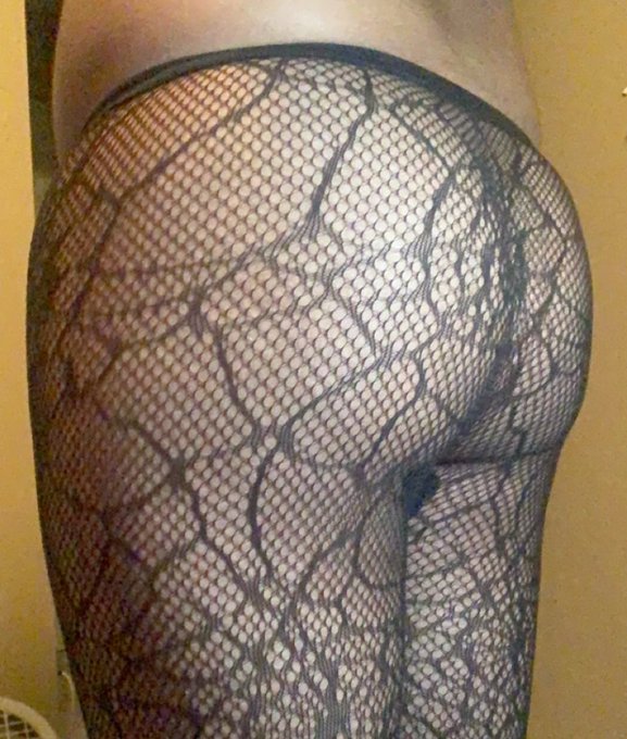 Hey lovelies, we made an Amazon wishlist, what ever you buy we will show off to you <3 + a 3 minute video