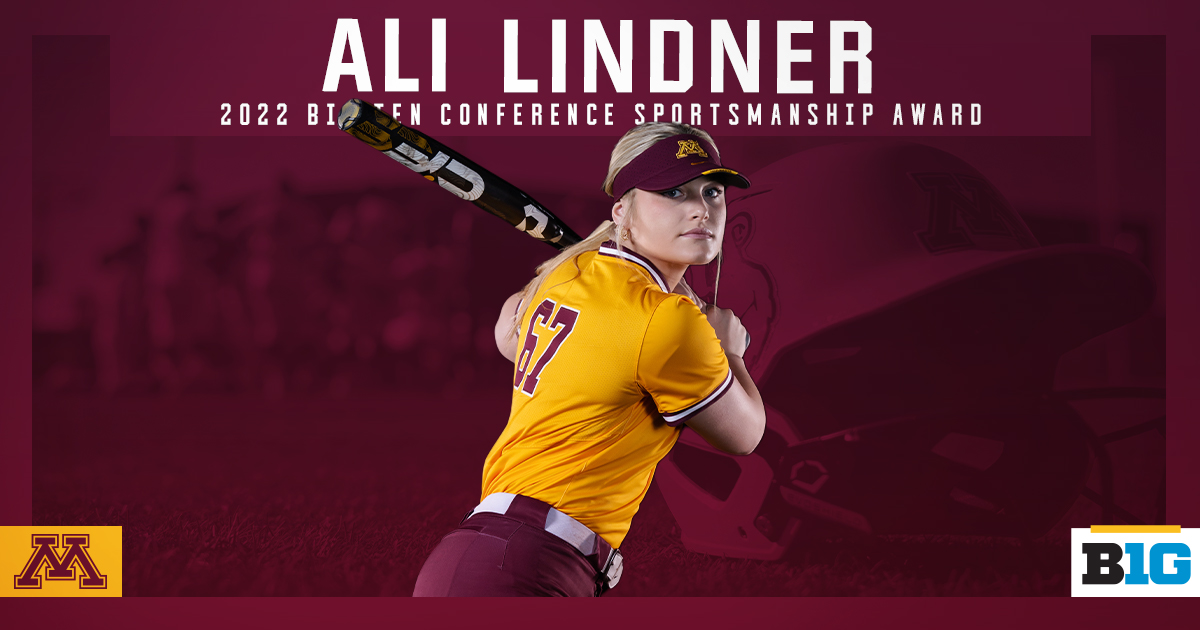 GopherSoftball's tweet photo. #Gophers senior @AliLindner honored with the 2022 B1G Sportsmanship Award!!
#SkiUMah https://t.co/RQsJ55HT8J