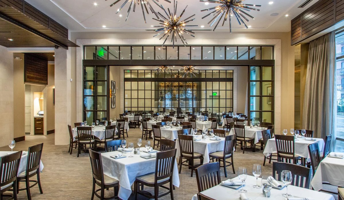 YourChron's tweet photo. Join Scott Pitney, his wife La Vonne, and friends Tom and Mellonee as they review Irma’s Southwest. Hear it now: https://t.co/7GNCVeWwYZ #irmassouthwest Irma's Southwest - Downtown by the Ballpark - Houston, Texas #restaurantreview #podcast #mexicanrestaurant #houstonrestaurant https://t.co/qpxvlLIyN9
