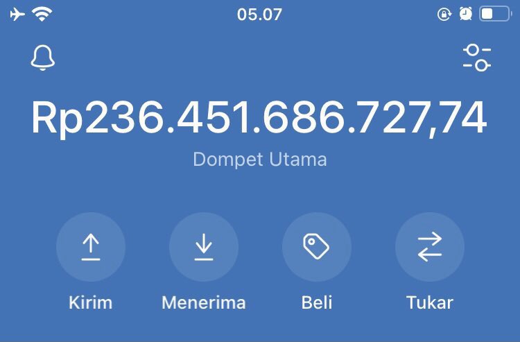 AlifWidodo89's tweet photo. @WahRusuh @IndoCukongReal @sarjana_crypto 😁😁 https://t.co/HUT4YoR2Ms