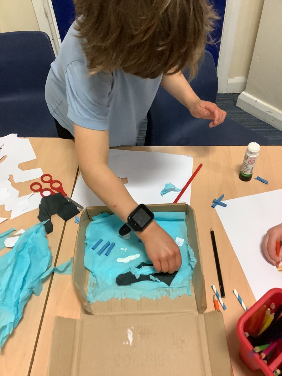 YarmPS's tweet photo. The children in KS1 have enjoyed exploring and making their own habitats. In groups they have thought about predators and prey that live in either a polar, woodland or ocean habitat🌊❄️🌲 #ypsscience #KS1 https://t.co/gL0HZLt02M