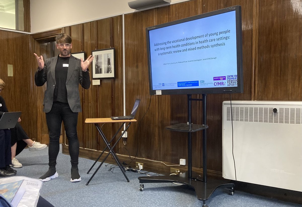 sshoopworrall's tweet photo. Dr Albert Farre on addressing #work and #school needs for young people with with long-term health conditions

@VersusArthritis @CfE_UoM @NIHRCRN_NENCumb @lunt_laura @rebecca_lee07 @DrJMcD https://t.co/SgAyMN0dcM