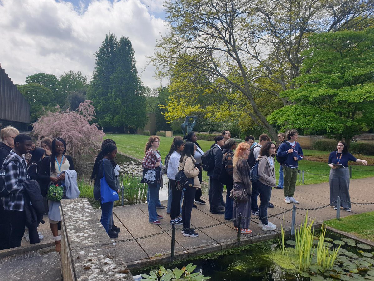 Colfespartners's tweet photo. Lovely and very informative day in @UniofOxford @St_Catz  yesterday with Year 12s from @ColfesSchool  &amp; @PrendergastSch1. Looking forward to the next #catalyst yr 12 point in July (and yes we did love the tiny goslings in the college garden!). Thank you @St_Catz https://t.co/p4WC1PQjCx