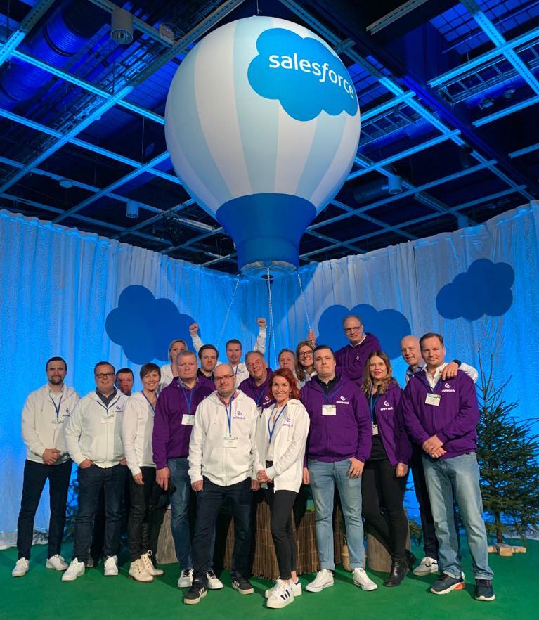 Kylläpä oli mahtava päivä! 🤗 Kiitos <a href="/SalesforceFI/">Salesforce Finland 🇫🇮</a> sekä kaikki kävijät ja yhteistyökumppanit hienosta tapahtumasta! Oli upeaa tavata taas kasvotusten! 😊  

#salesforcelivehelsinki #voiceforsalesforce #enreach