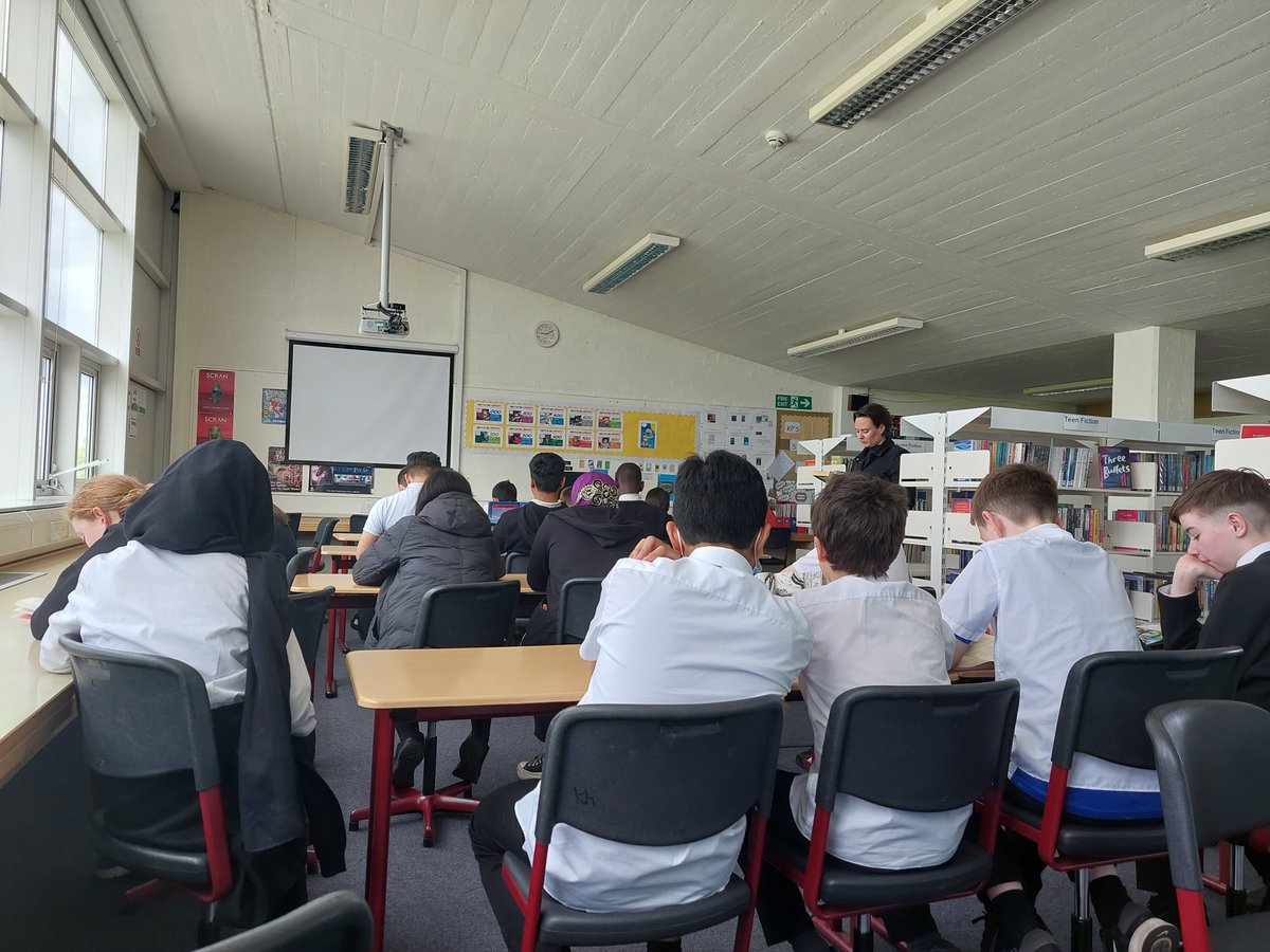 KpssL's tweet photo. Here are S2  @KPSS in the library @Kpssl reading and relaxing for six minutes #keeptheheidandread as part of #MentalHealthAwarenessWeek with @kpss_english https://t.co/1z9TDhDrbG