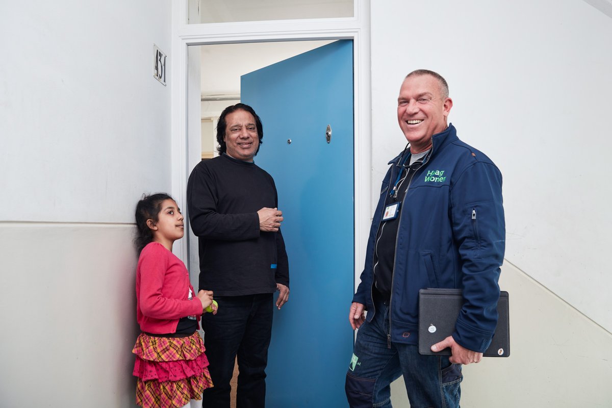 De Haagse Warmtecoalitie roept de nieuwe gemeenteraad in Den Haag op om de versnelling te brengen in de warmtetransitie van de stad. Meer weten of meedoen? Bekijk het pleidooi op haagsewarmtecoalitie.nu

#Mooiestad #DenHaag #Duurzaamheid #Verduurzaming #Energietransitie