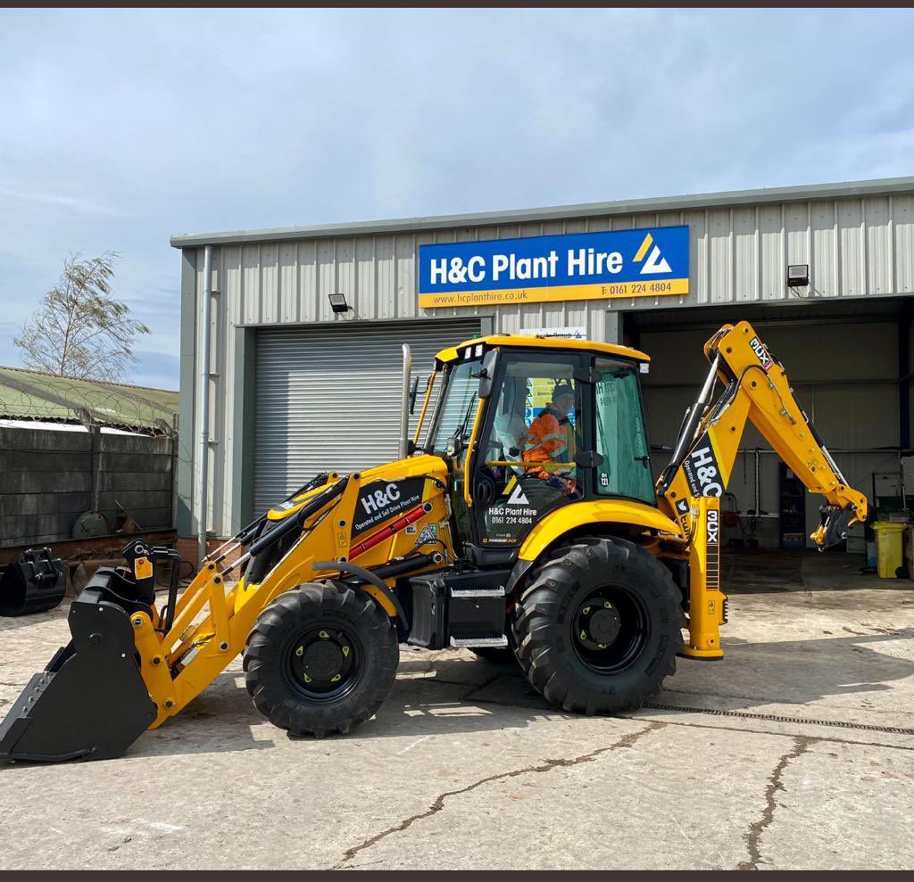 handcplanthire's tweet photo. Yes we doβ¦..@JCBmachines available operated and self drive nationwide #backhoe #loader #sitemaster #JCB3CX https://t.co/XXg2BFvtRJ
