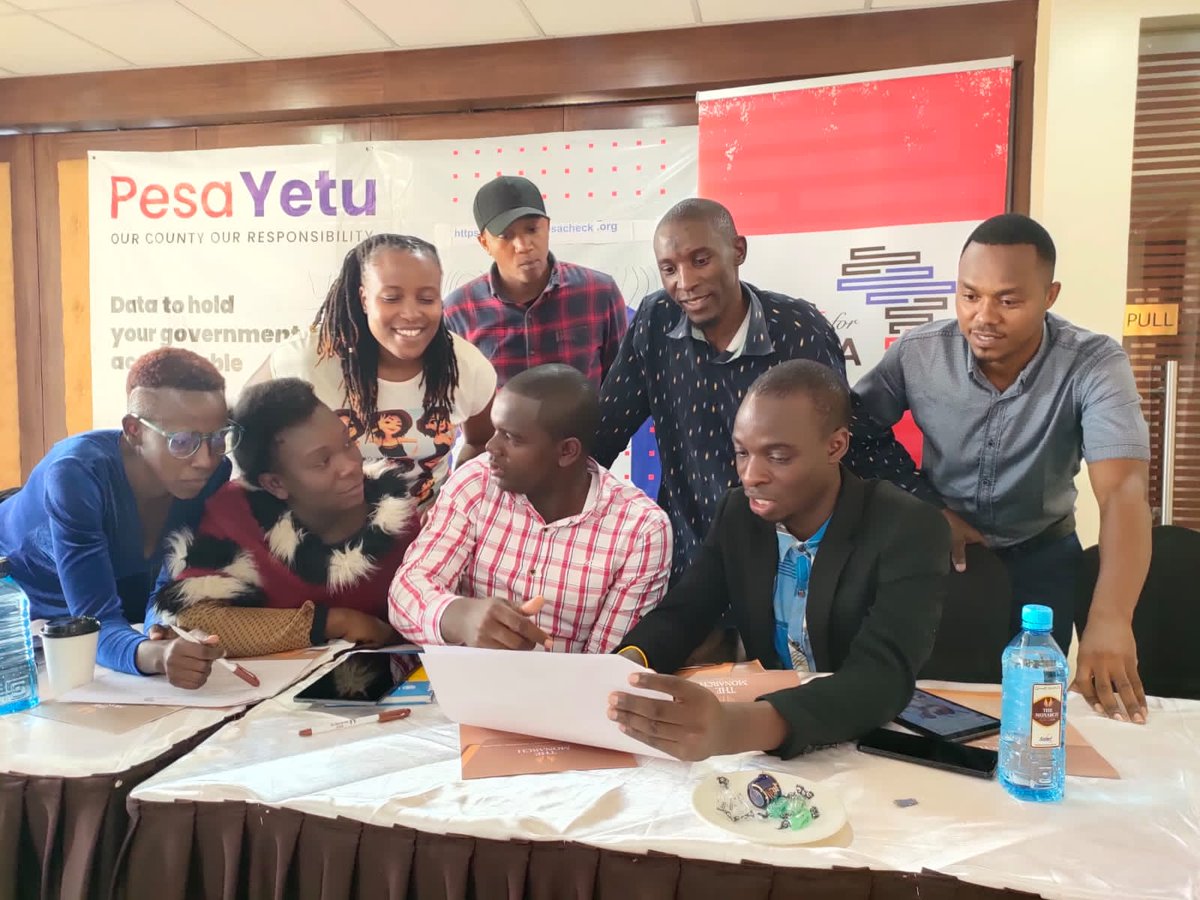 denvis_mwazighe's tweet photo. Attending Training sessions @Code4Africa #OurcountyourResonsibility @ToluOwa_Adeyemo 💫 https://t.co/uiHJZWCbnR