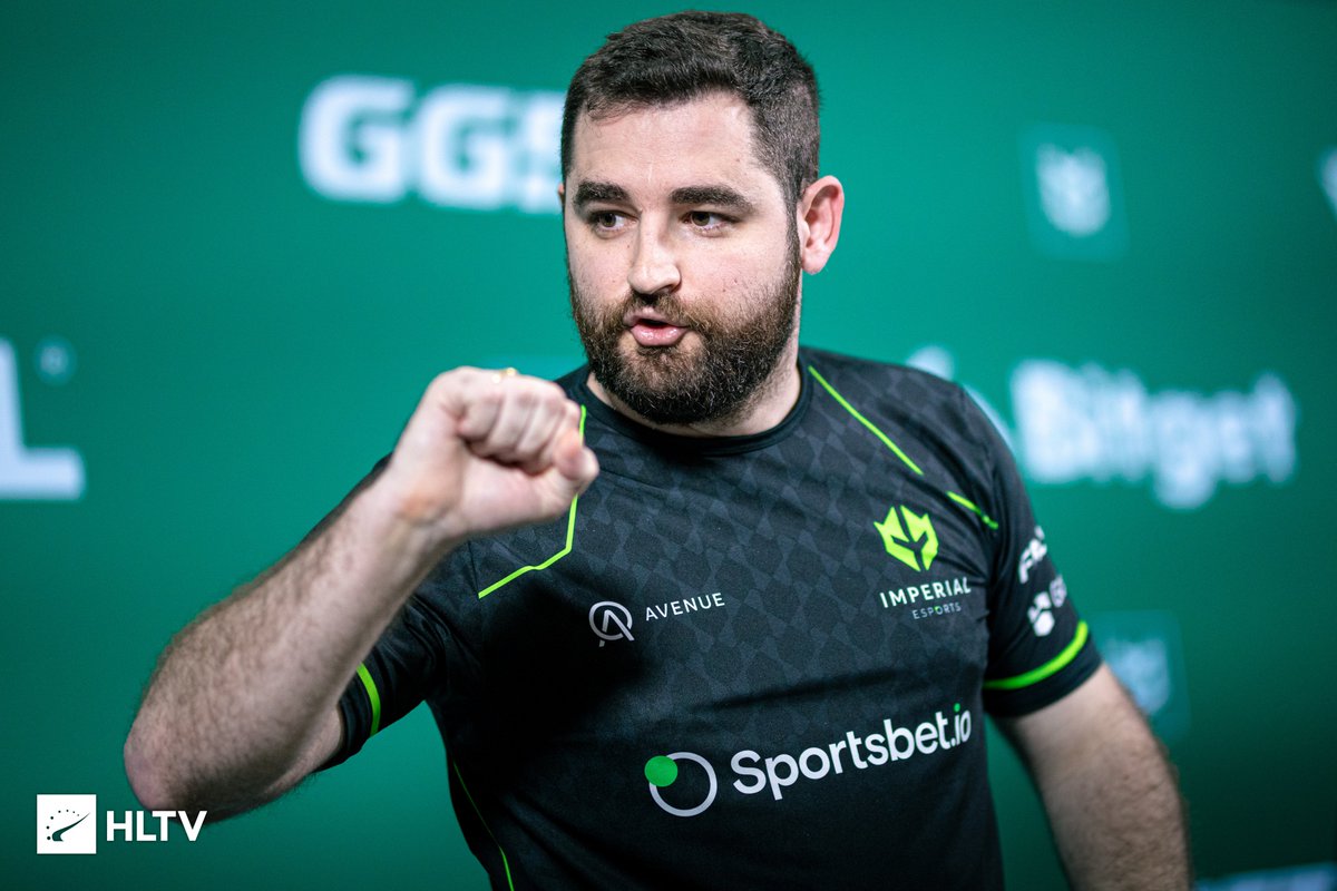 HLTVorg's tweet photo. One more for the Legends spot

#PGLMajor https://t.co/FUehk6J2AZ